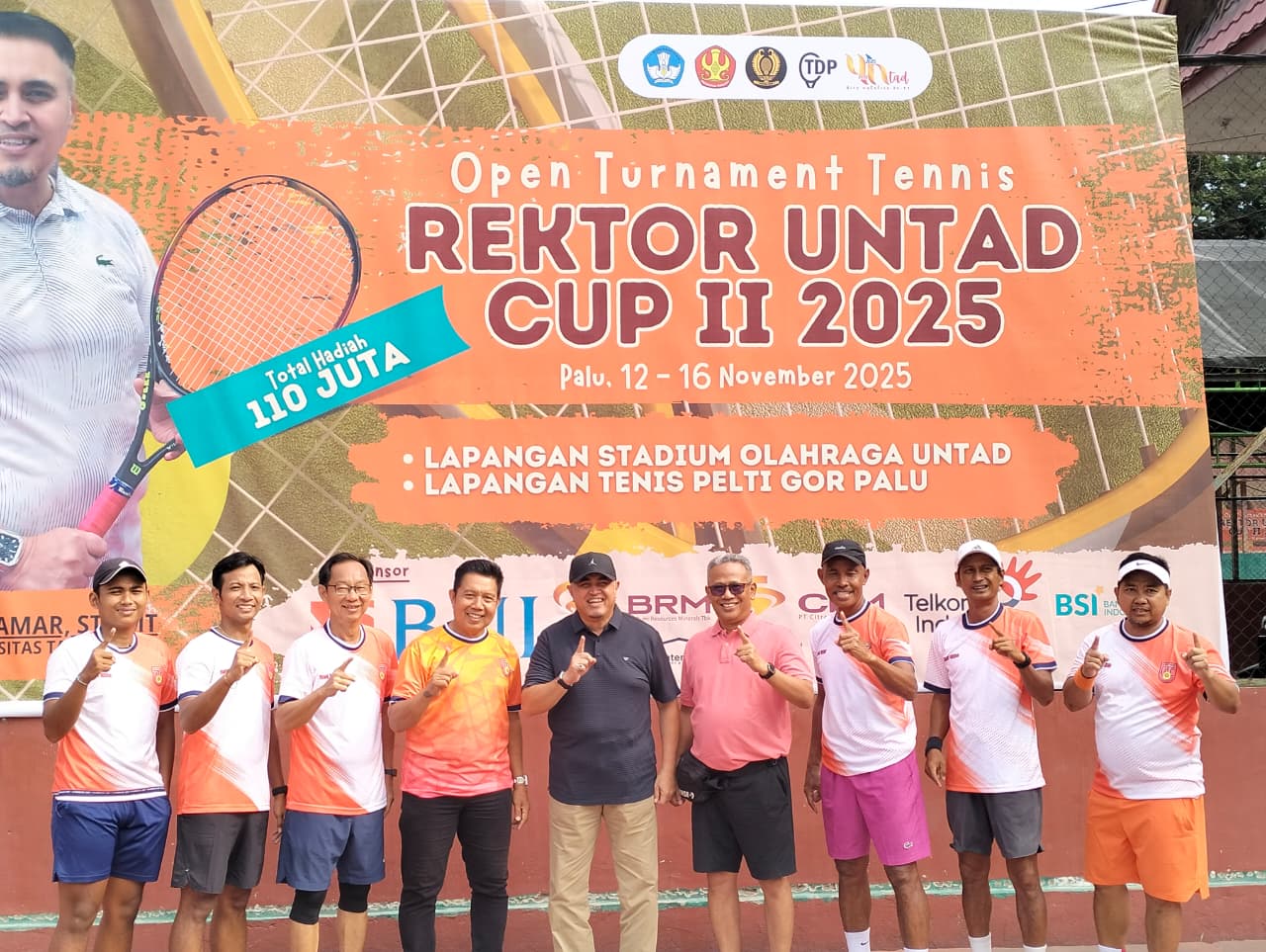 Tim Untad A dan Rektor